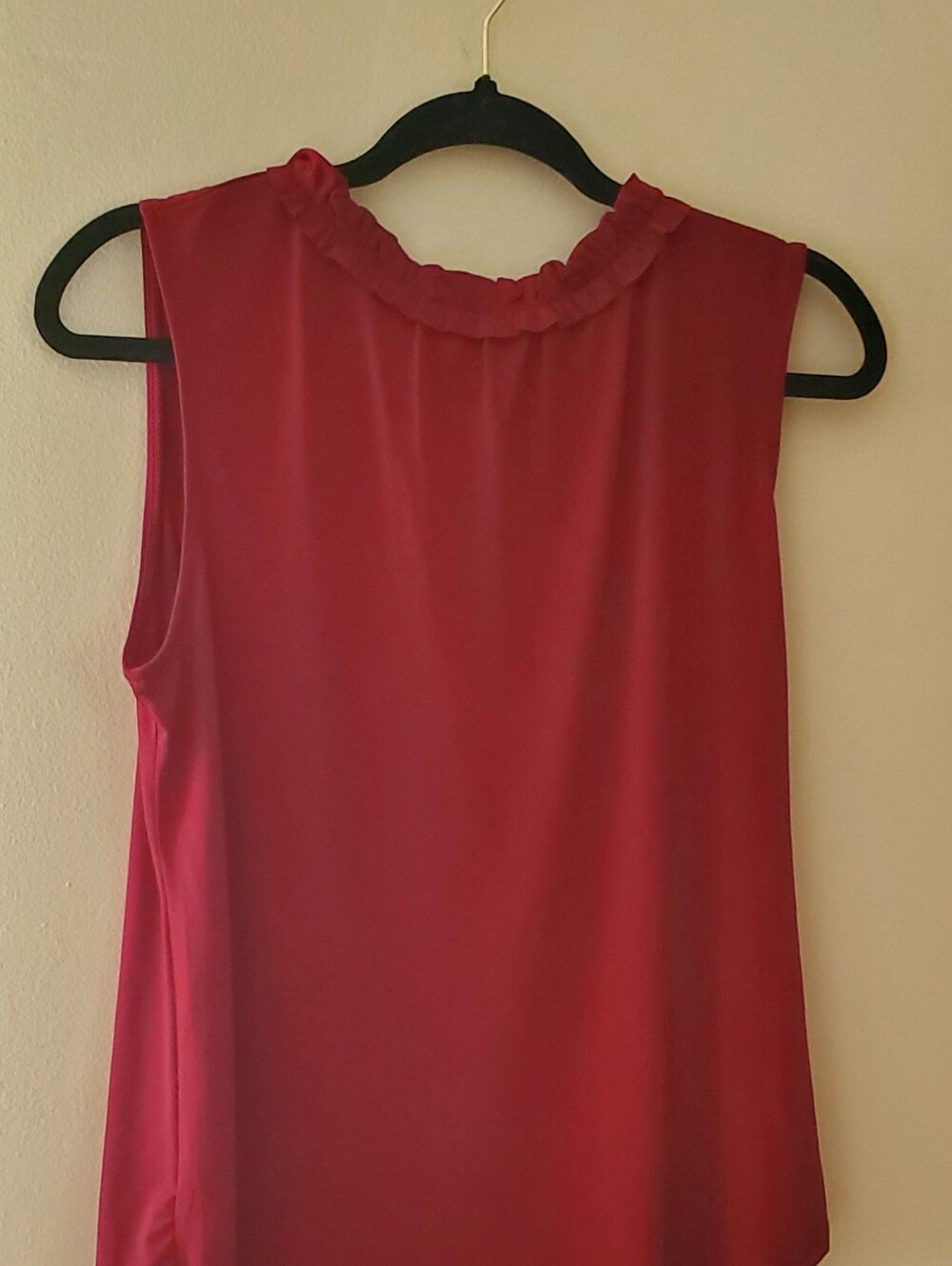 Lovers + Friends Red Ruffle-Neck Sleeveless Camisole